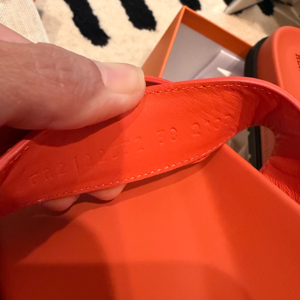 Hermes Chypre sandals in rose sorbet BNIB Authentic sz 38 orange coral color - Picture 10 of 13